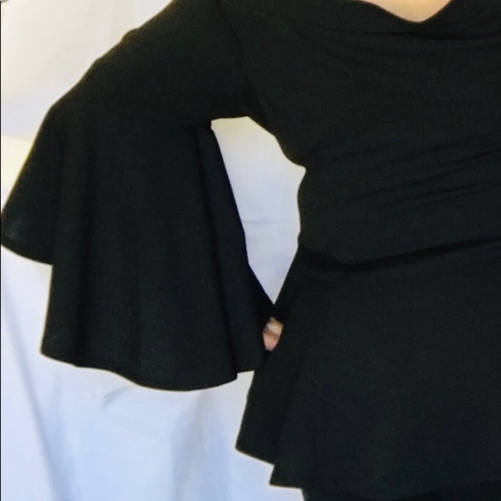 Plus Size Top - Picture 5 of 6